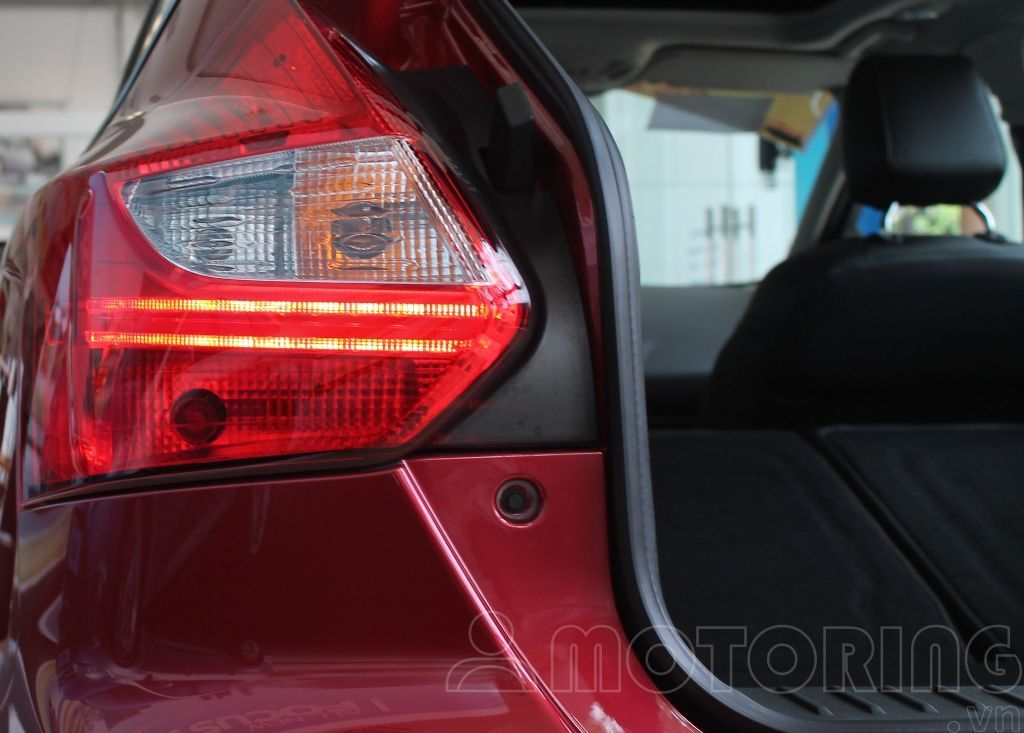 Ford Focus 2013 Việt Nam - Ảnh 52